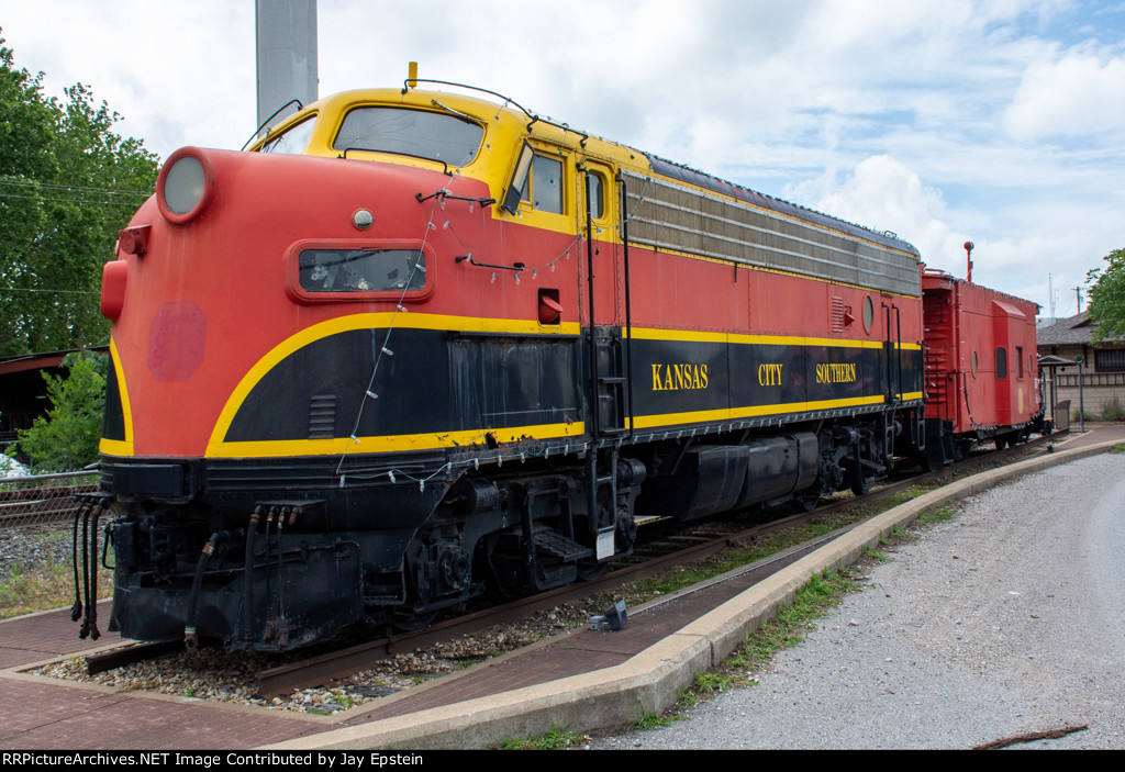 Another view of KCS 73D on display 